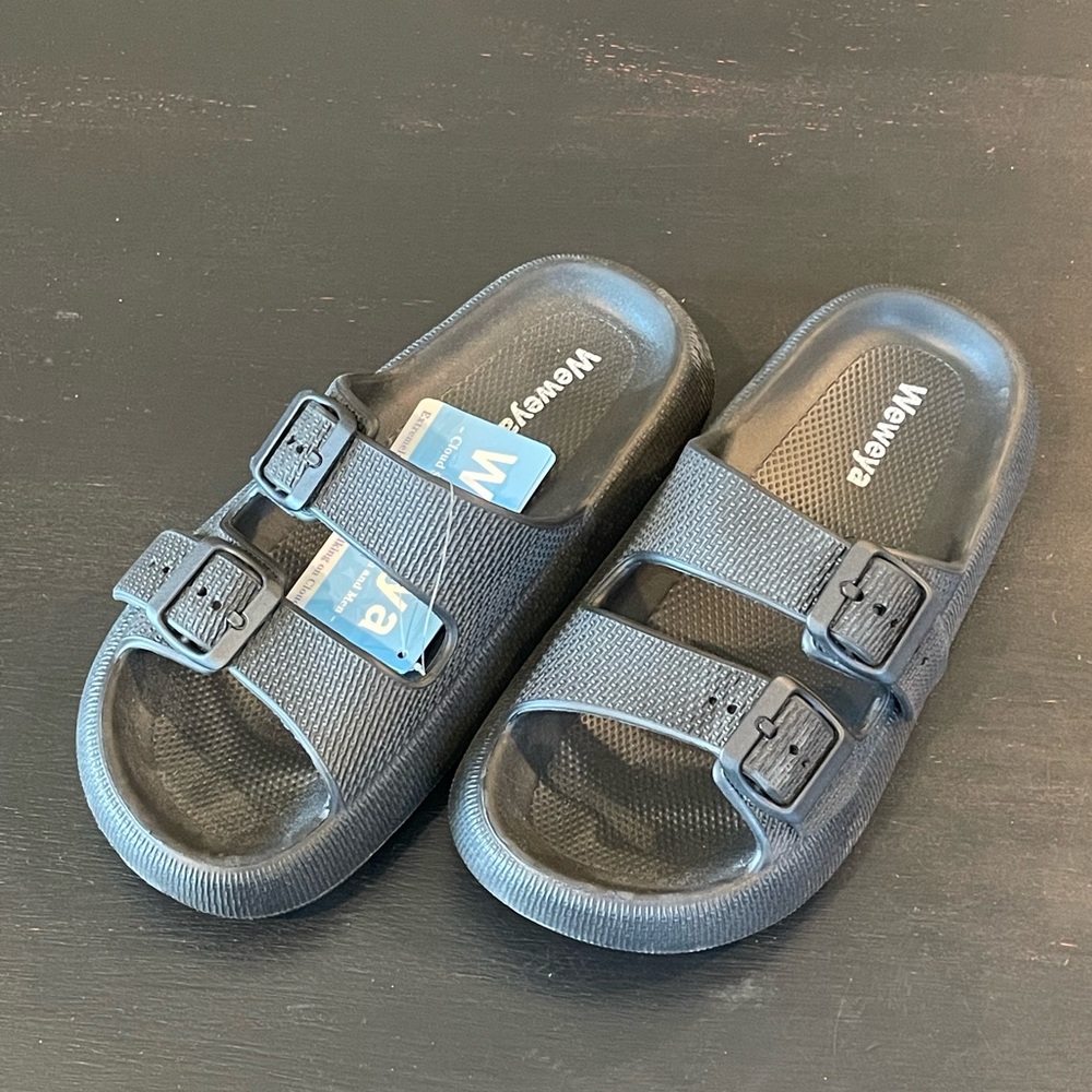 NWT Wewey Cloud Cushion Black Sandals Size 6.5-7 US/37-38 EUR